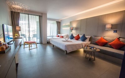 Family Room with 2 king bed