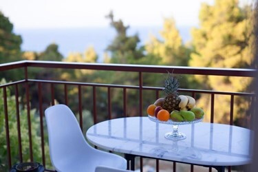 Deluxe Double Room with Balcony and Sea View