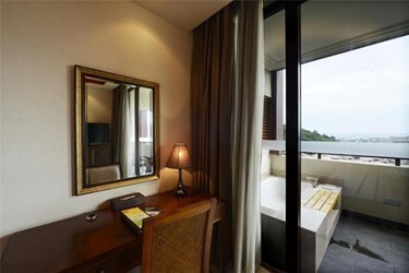 Family Suite With Sea View