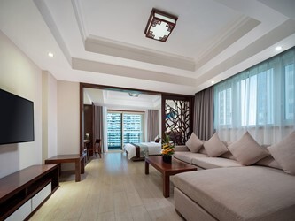 Superior Balcony Room