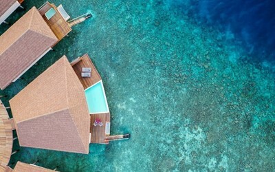 Water Suite with Pool