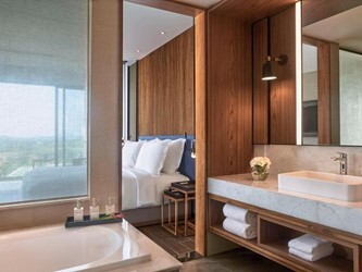 Sea View Suite Room with Balcony