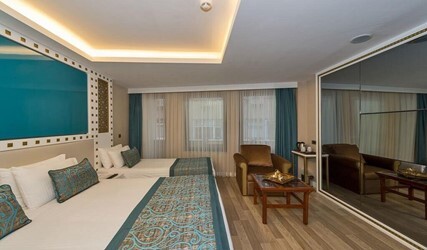 Superior Triple Room with Balcony - Free Access to Spa