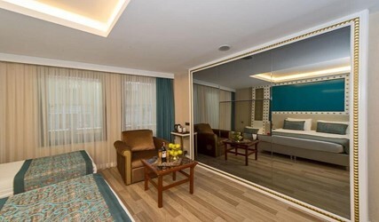 Superior Triple Room with Balcony - Free Access to Spa