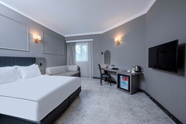 Club Room