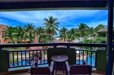 Superior Pool View Room