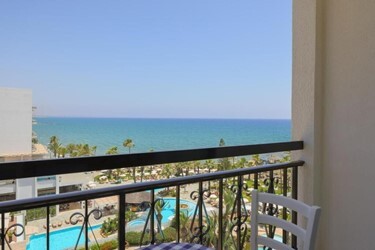 Deluxe Twin Room Pool and Superior Side Sea View