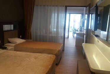 Deluxe Suite With Jaccuzi
