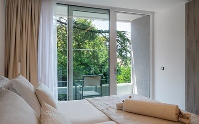 Gold Family Interconnecting Room with Balcony