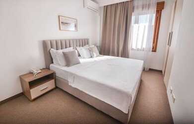 One Bedroom Apartment