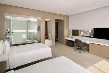 Classic Twin Room with Balcony