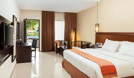 Deluxe Pool Access Room
