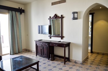 Junior Suite Pool View