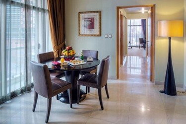 Deluxe King Suite