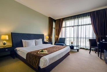 Deluxe King Suite
