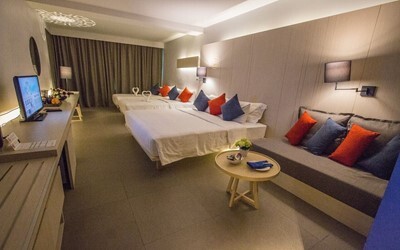 Family Room with triple bed
