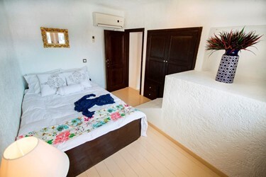 Maltese Suite Sea View A/C