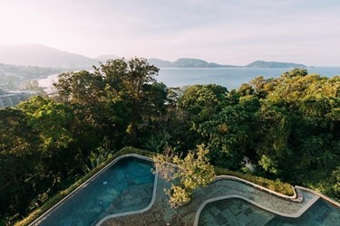 Deluxe Sea View Room