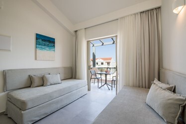 Superior 1 Bedroom Apartment