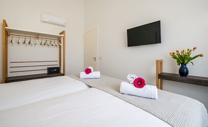 Superior 1 Bedroom Apartment
