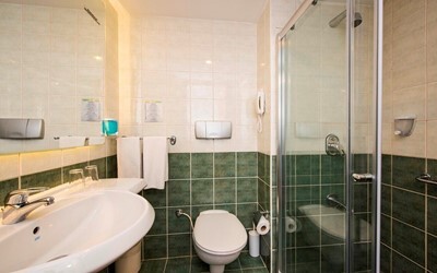 Economy Room