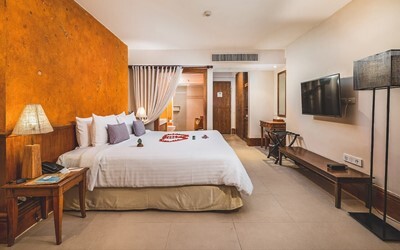Honeymoon Room