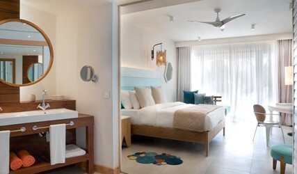 Deluxe Beachfront Room