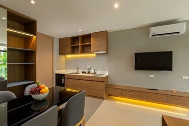 Family Suite with Outdoor Bathtub