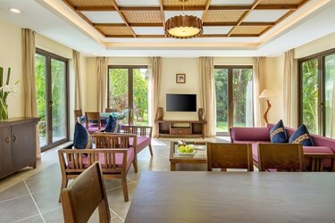 3 Bedrooms Villa