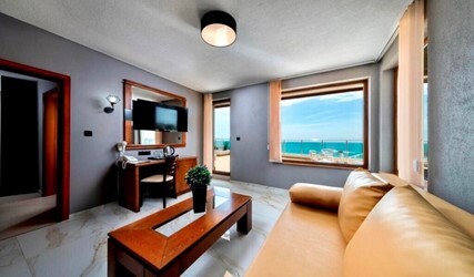One-Bedroom Apartment with Sea View