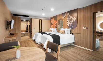 2-Bedroom Flora Room