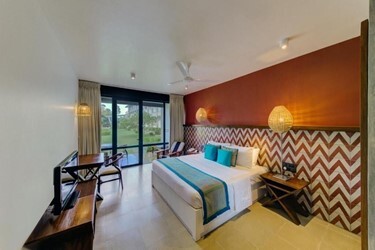 Superior Garden Terrace