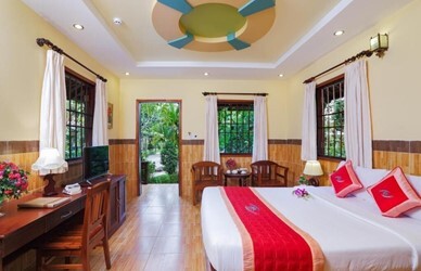 Bungalow Garden View