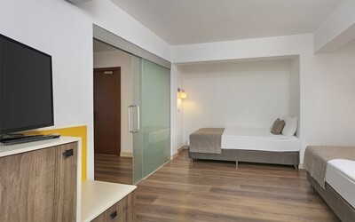 Garden Family Room