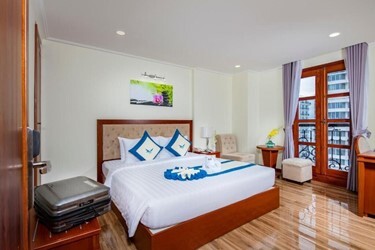 Senior Sea View
