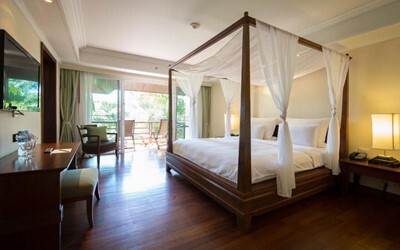Pool Suite
