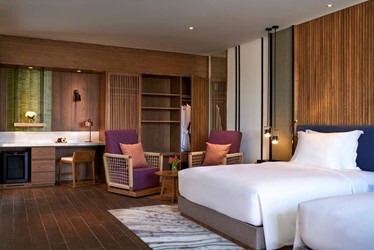 Deluxe Family Room with Two Queen-size Beds Sea View with Balcony