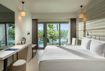 Select Superior Sea View (Annex)
