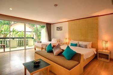 Deluxe Family Room