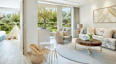 Deluxe One Bedroom Suite Grand Balcony