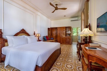 Deluxe Beach Front Double