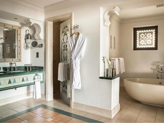 Gulf Summerhouse Arabian Deluxe Room