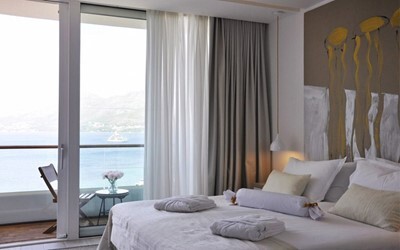 Deluxe Sea View Room with Balcony