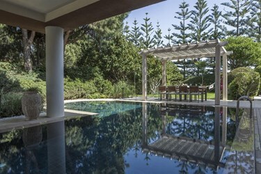 Villa Ela Palace