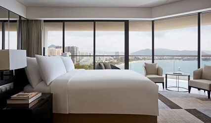 Autograph 180 Degree Panoramic Ocean View Suite,1 King