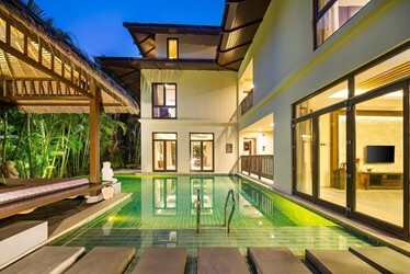4 Bedrooms Villa