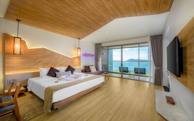 Grand Deluxe Sea View Room