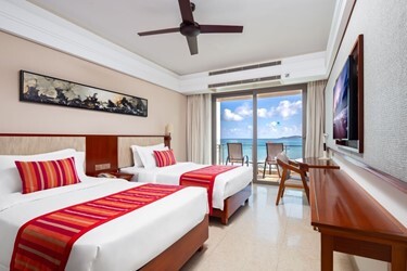 Supremacy Sea View Room