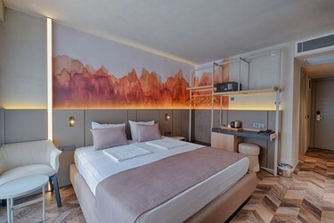 Couple Room Side Sea View +18