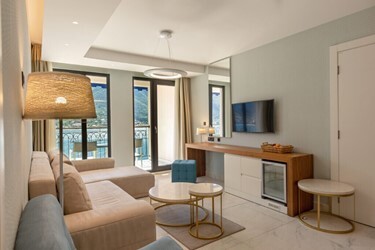 Premium Sea View Room
